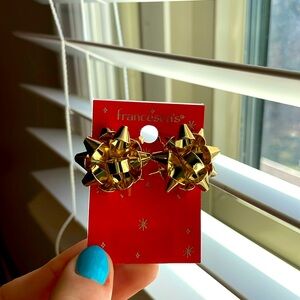 Francesca’s Christmas Bow Earrings